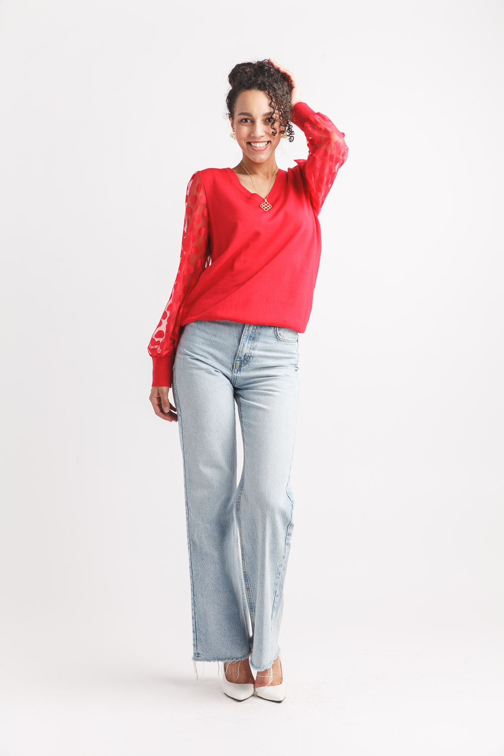 Sweater with dot sleeves