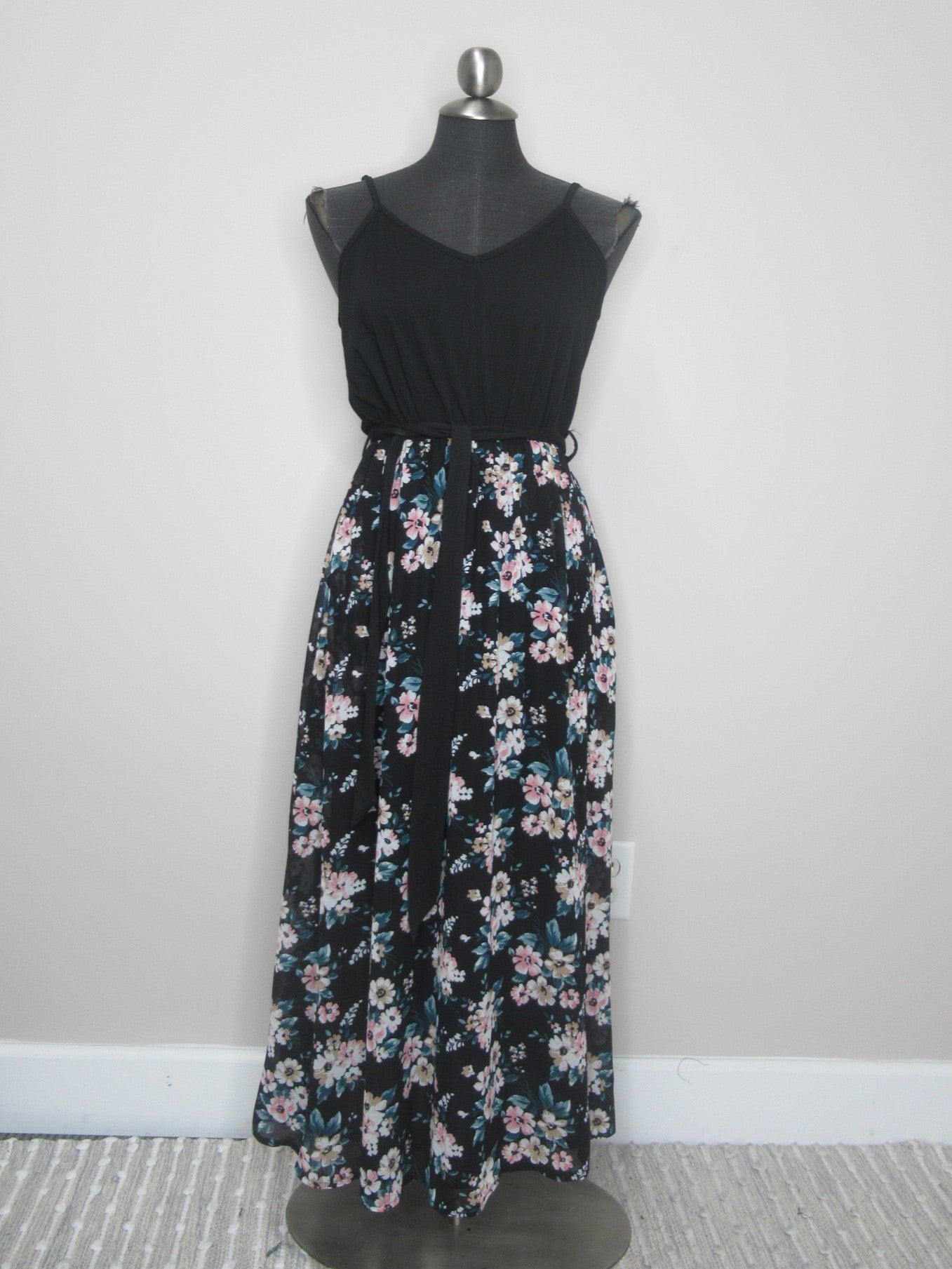 Maxi Dress with Printed Skirt and Pockets