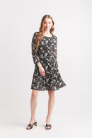Rubber Print Floral 3/4 Sleeve Paneled Stretch Lac