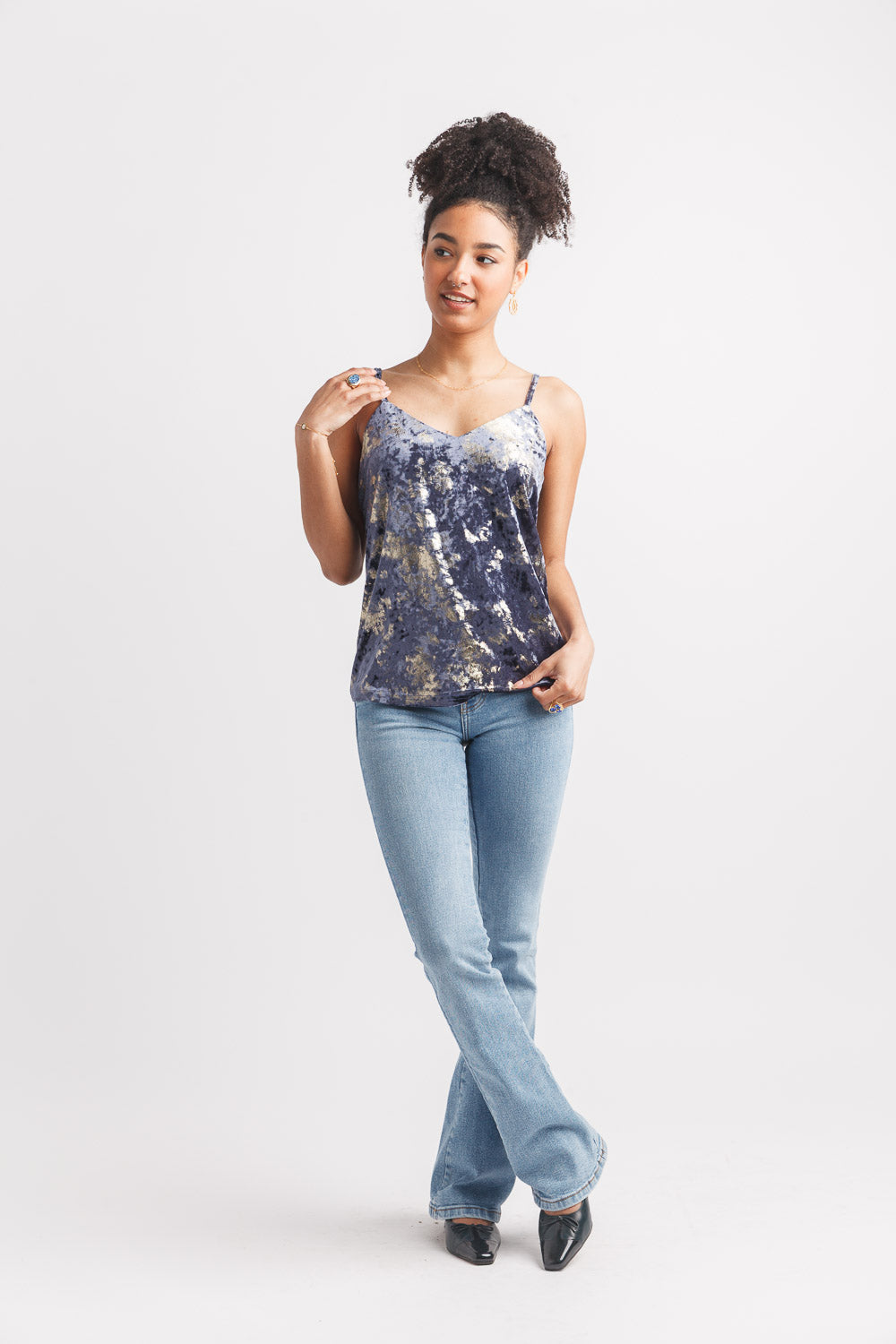 SPAGHETTI STRAP CRUSHED VELVET TOP