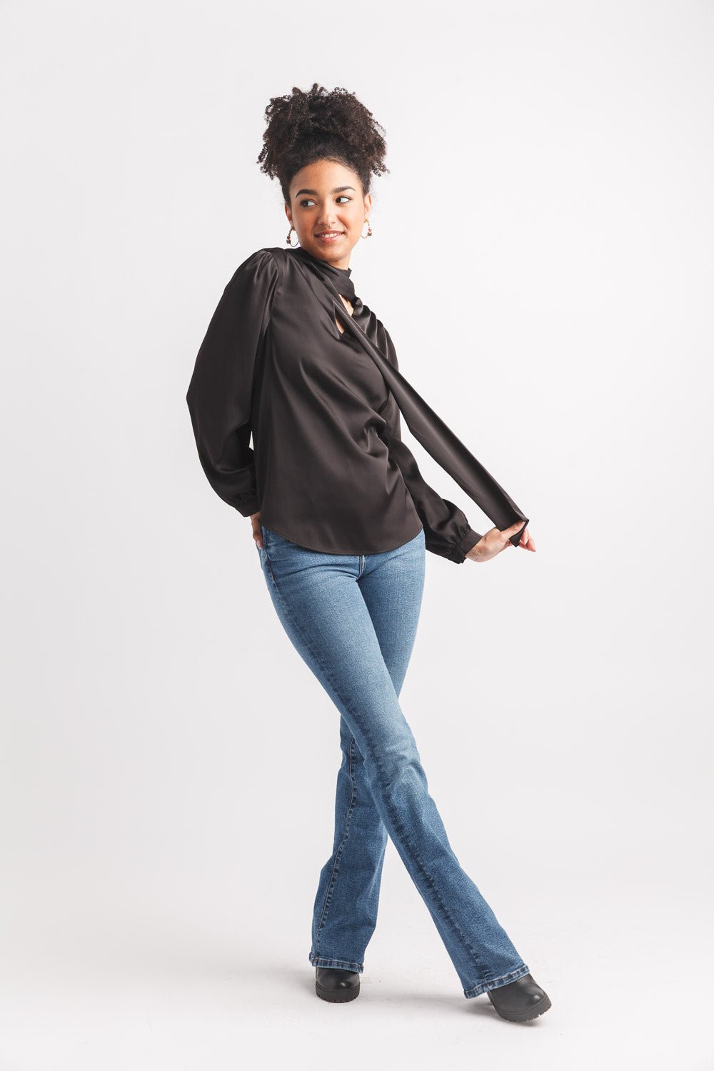 SOLID SATIN TOP WITH NECK TIE