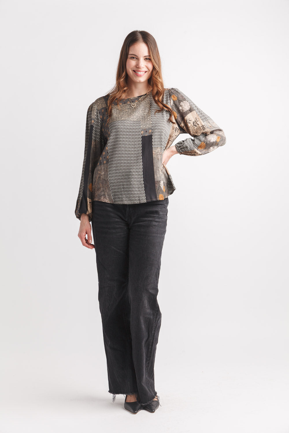 Patch Print High Low W Back Button Detail