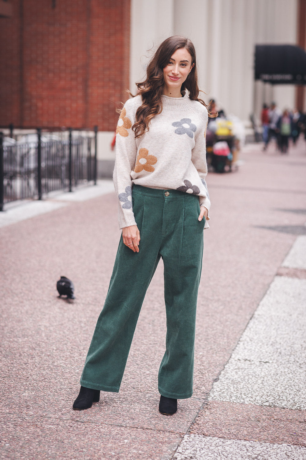 Daisy Flower Knit Pullover